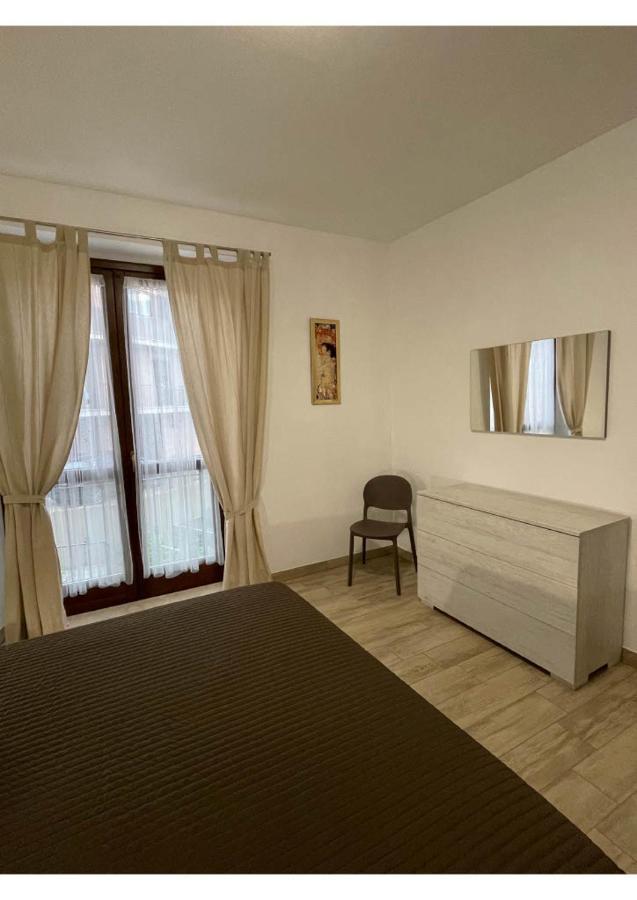 Il Tramonto Apartment มอนตาลชิโน ภายนอก รูปภาพ